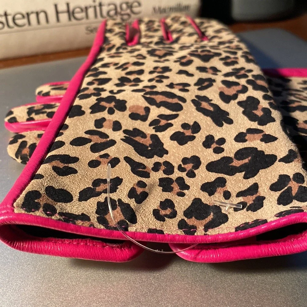 JCP Fuchsia Suede Leopard Gloves with Black Sift Lining